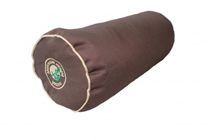 Валик из лепестков кедровой шишки